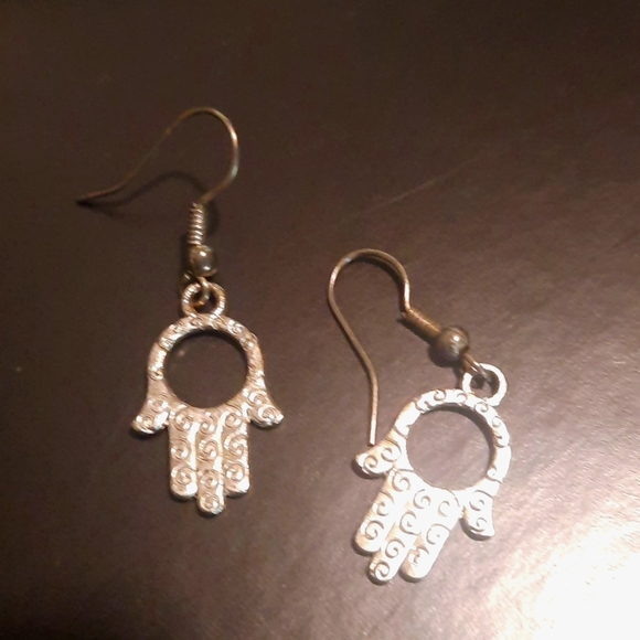 Tunisian Antique Hamza Earrings - Picture 4 of 4
